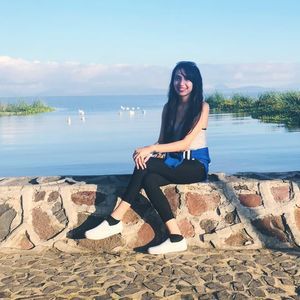 Meet your Posher, Yvette